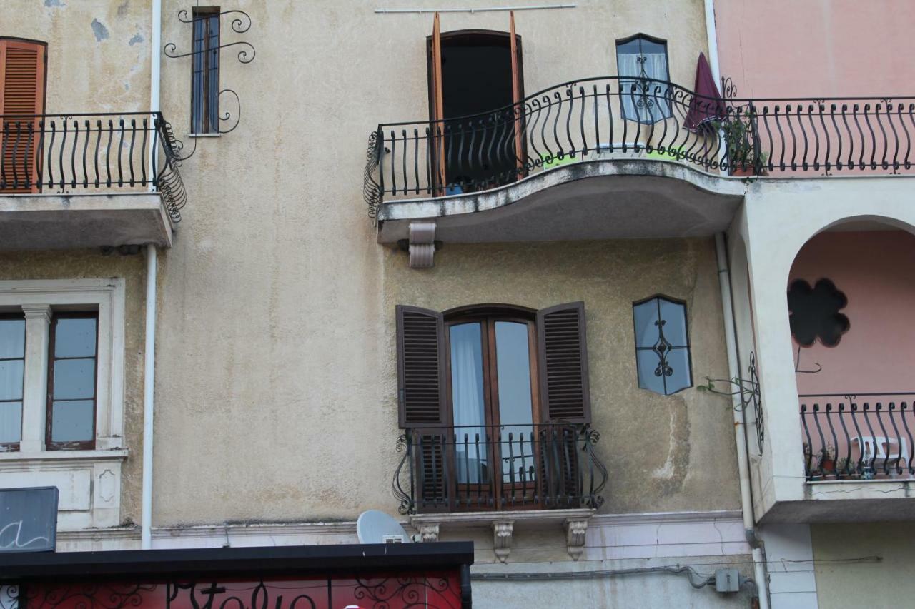 فيلا Casa Lungomare جيارديني ناكسوس المظهر الخارجي الصورة