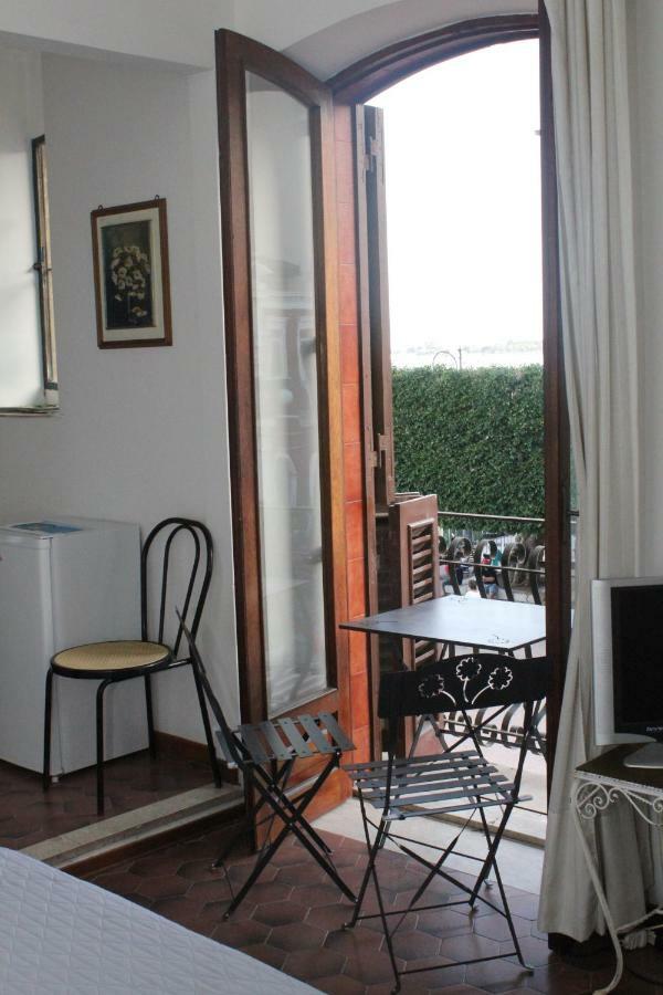 فيلا Casa Lungomare جيارديني ناكسوس المظهر الخارجي الصورة